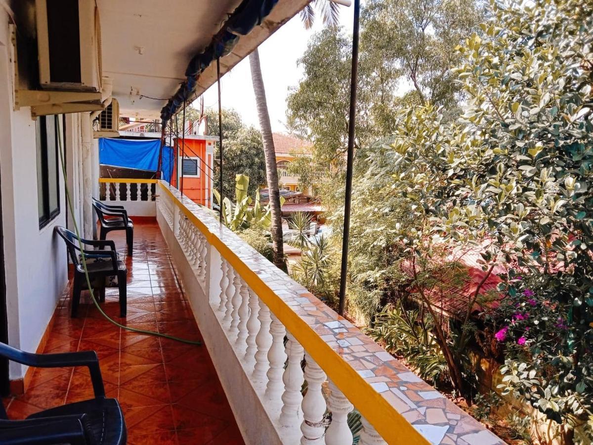 Baga Beach Paradise Hotel Exterior photo